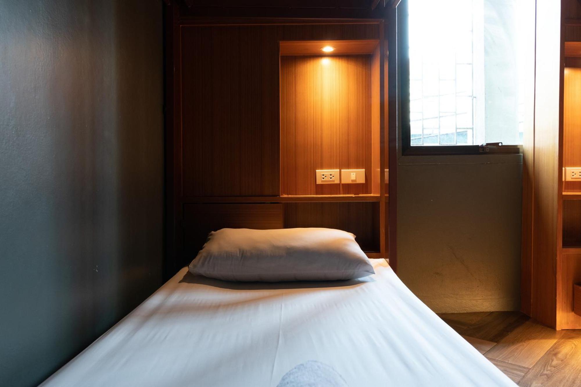 Loftel 22 Hostel Bangkok Dış mekan fotoğraf