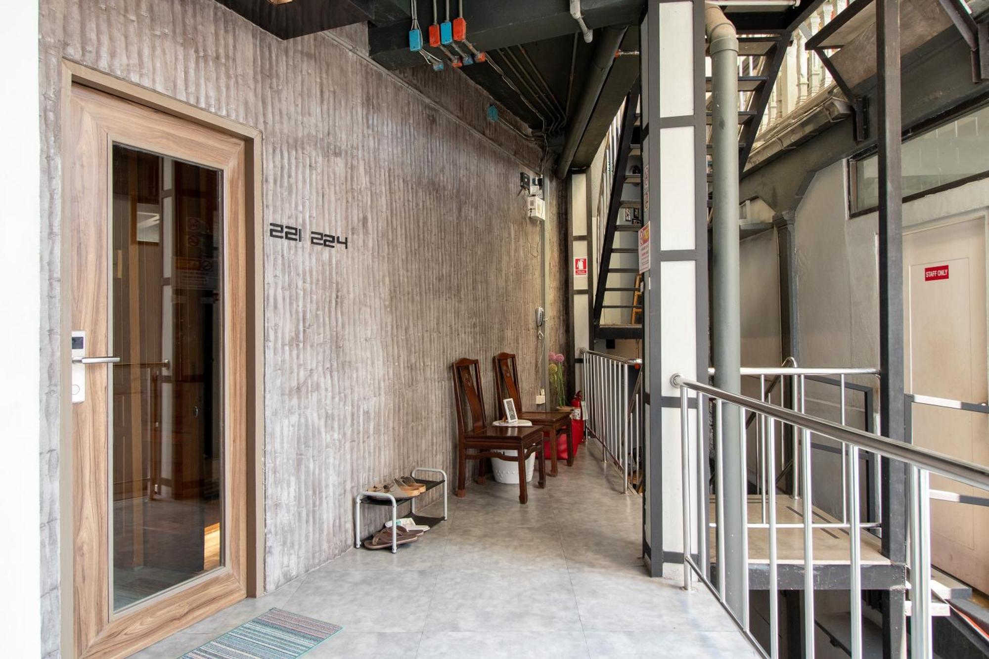 Loftel 22 Hostel Bangkok Dış mekan fotoğraf