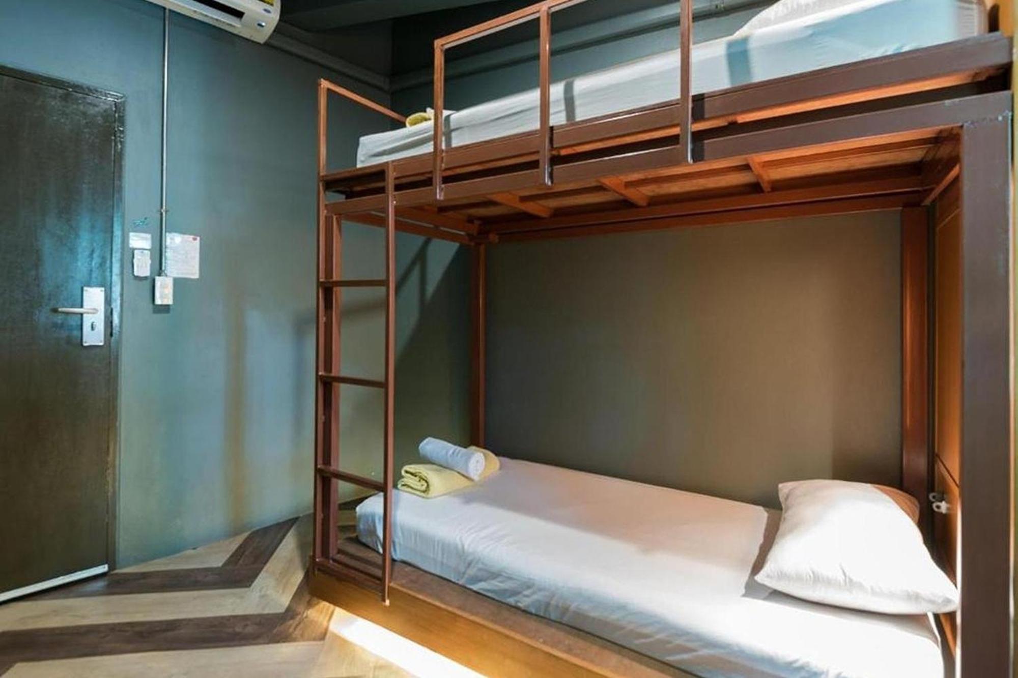 Loftel 22 Hostel Bangkok Dış mekan fotoğraf