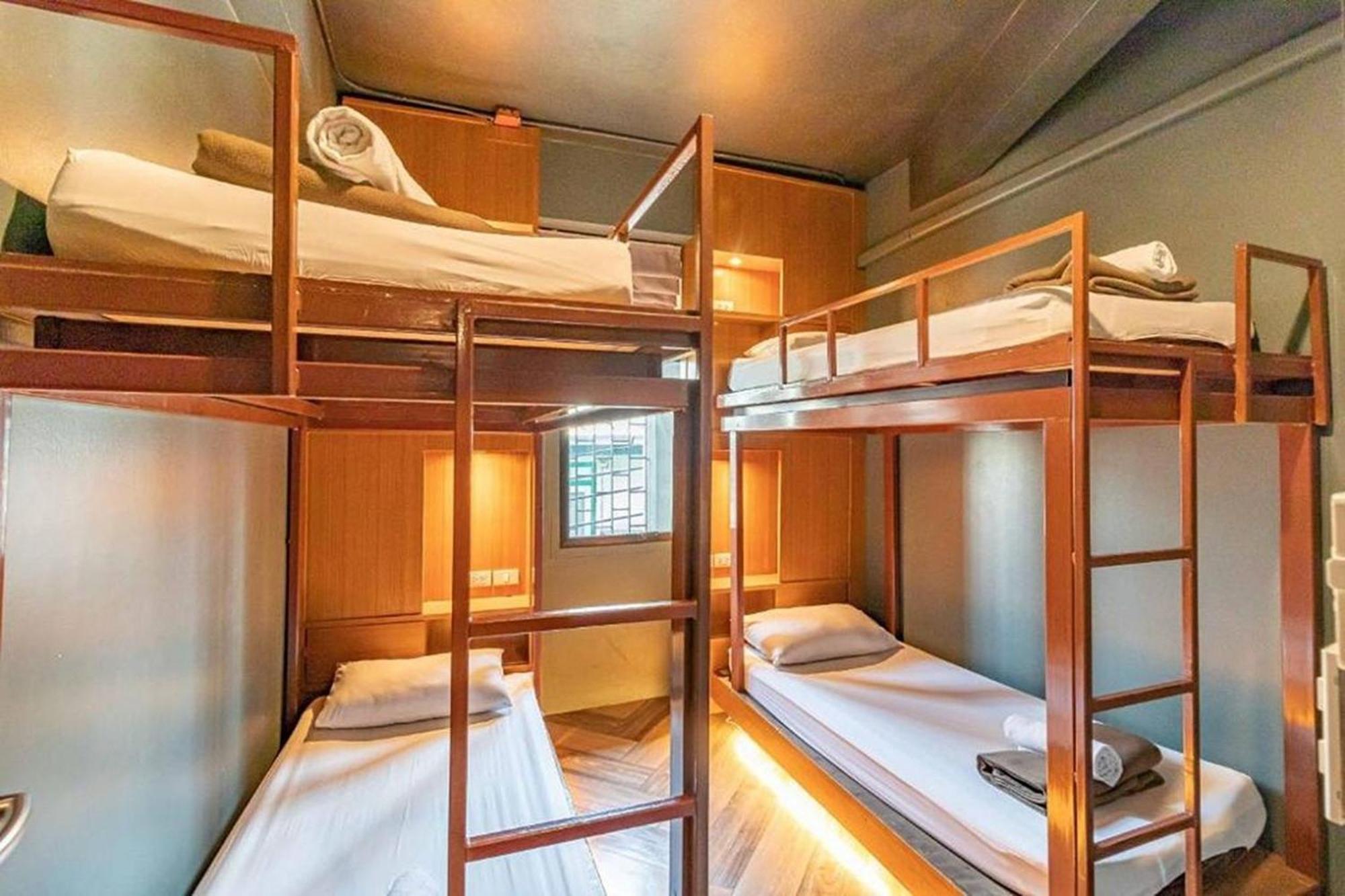Loftel 22 Hostel Bangkok Dış mekan fotoğraf