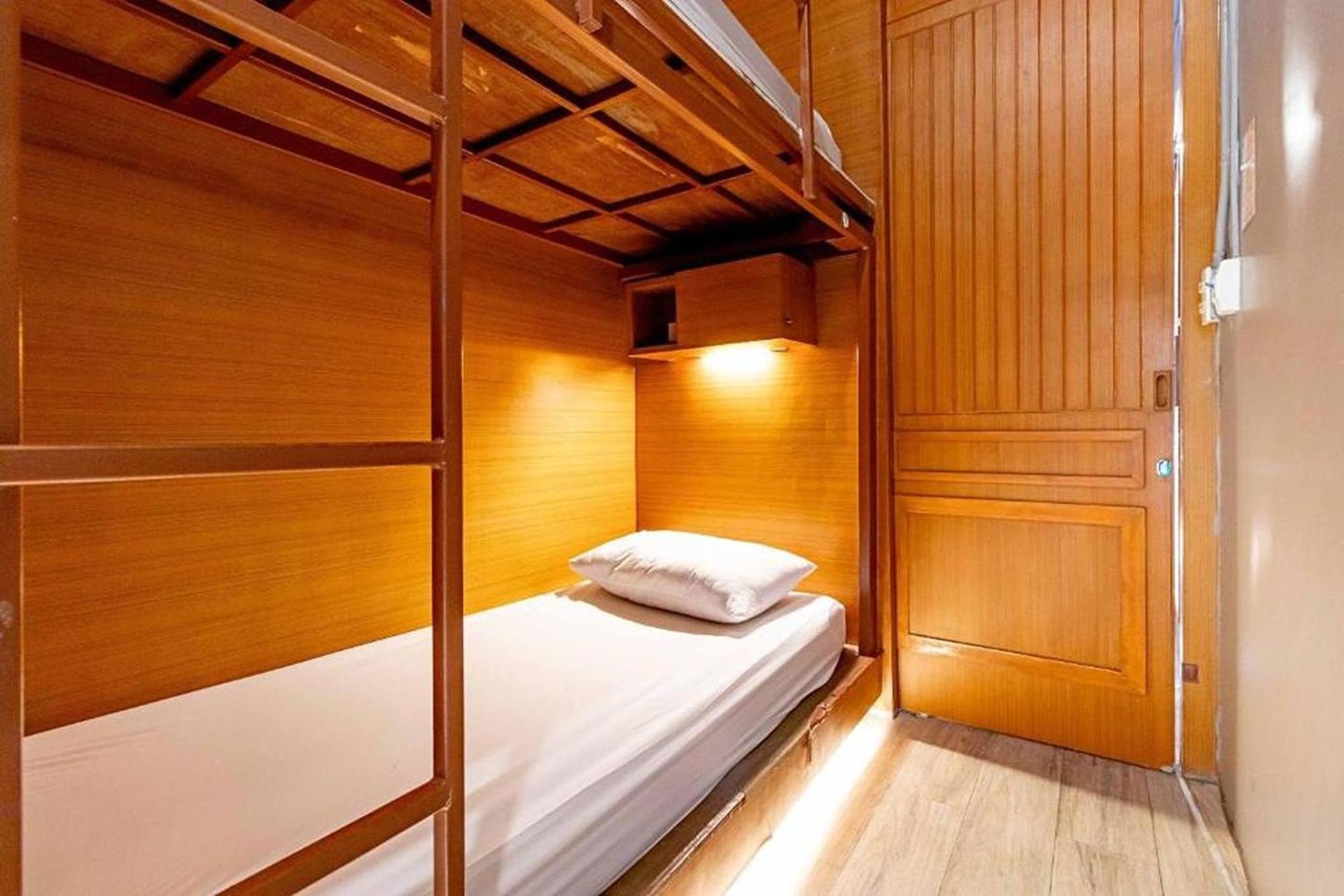 Loftel 22 Hostel Bangkok Dış mekan fotoğraf